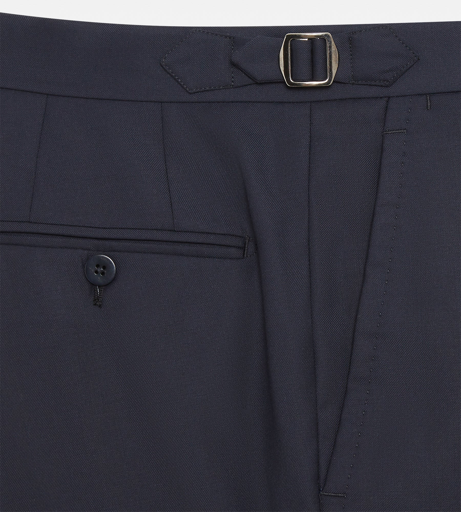 Costume bleu marine en laine avec revers en pointe