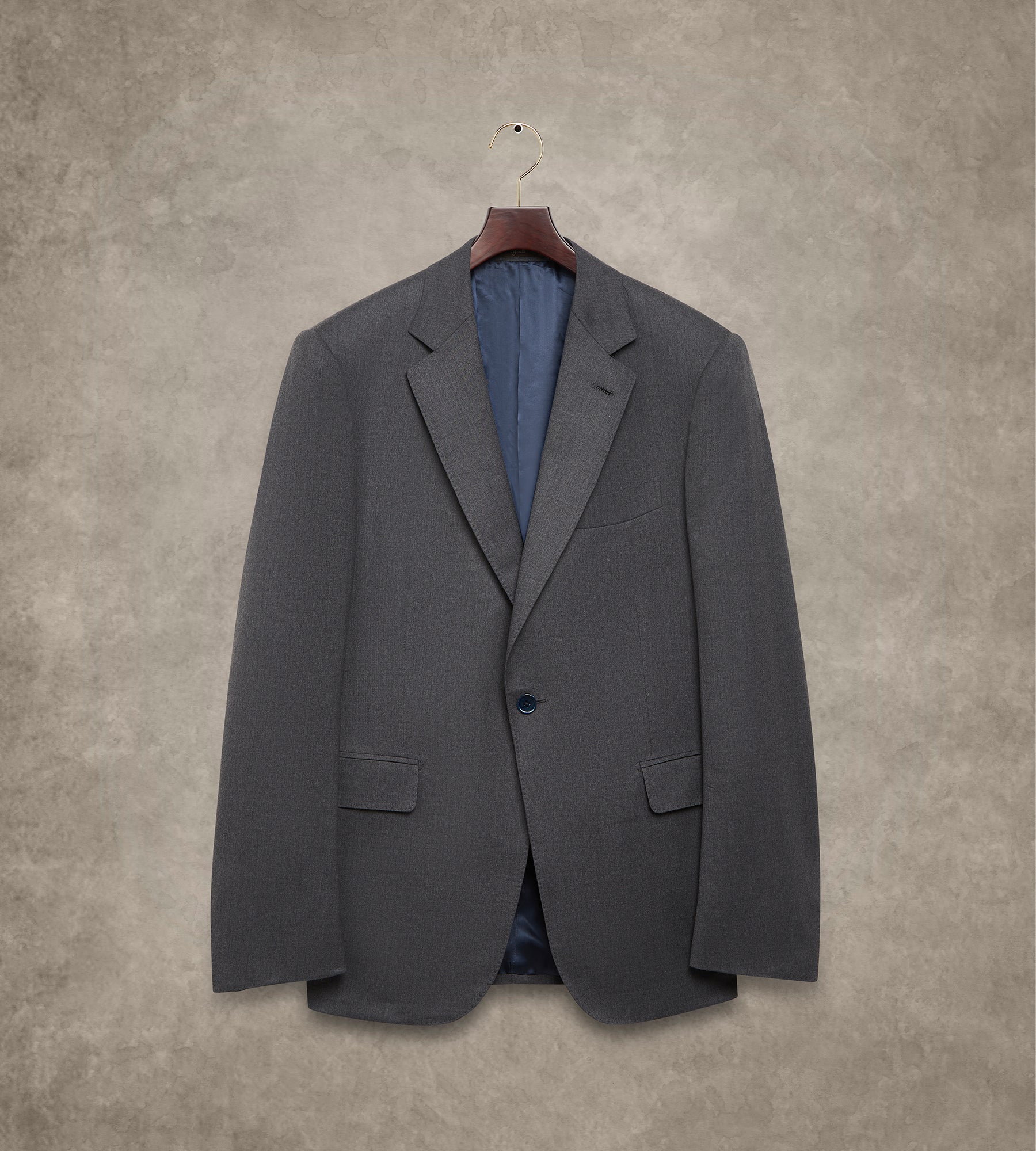 Costume gris foncé en laine