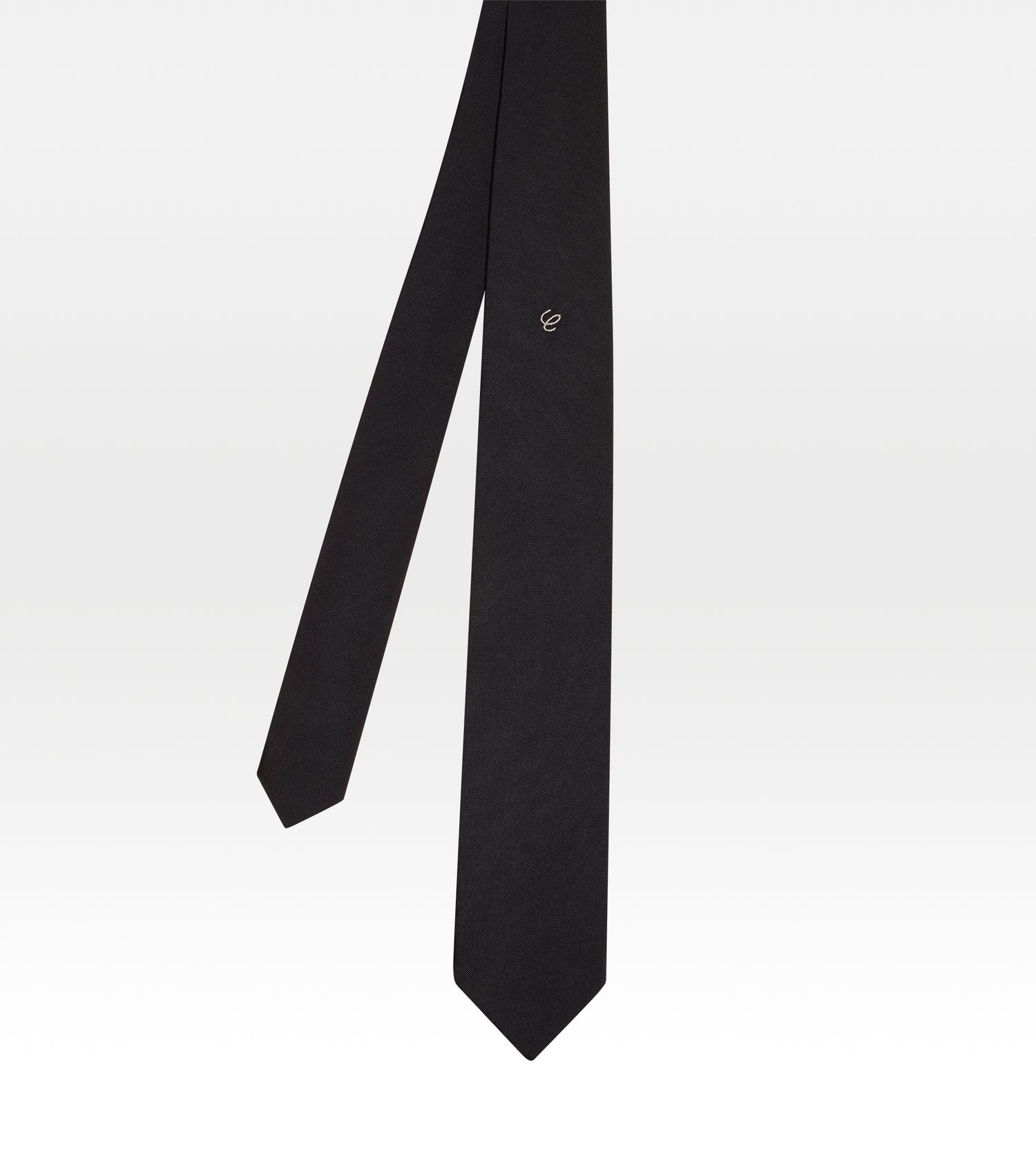 Cravate en soie bleu avec logo "C" brodé