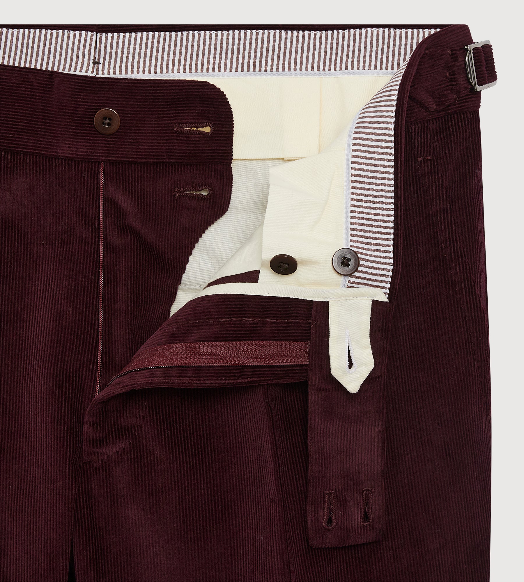 Pantalon en velours côtelé aubergine