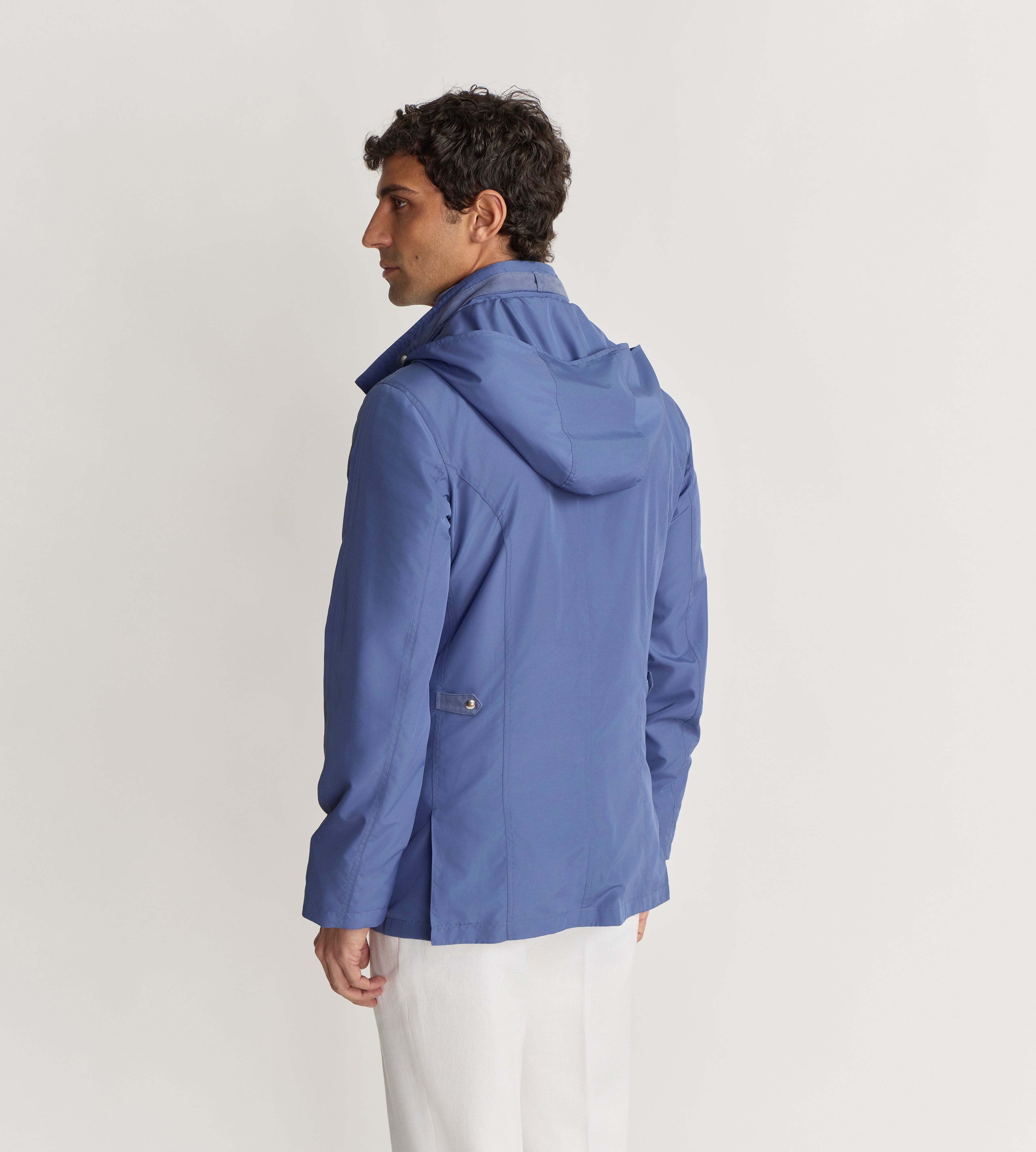 Parka bleu en tissu technique