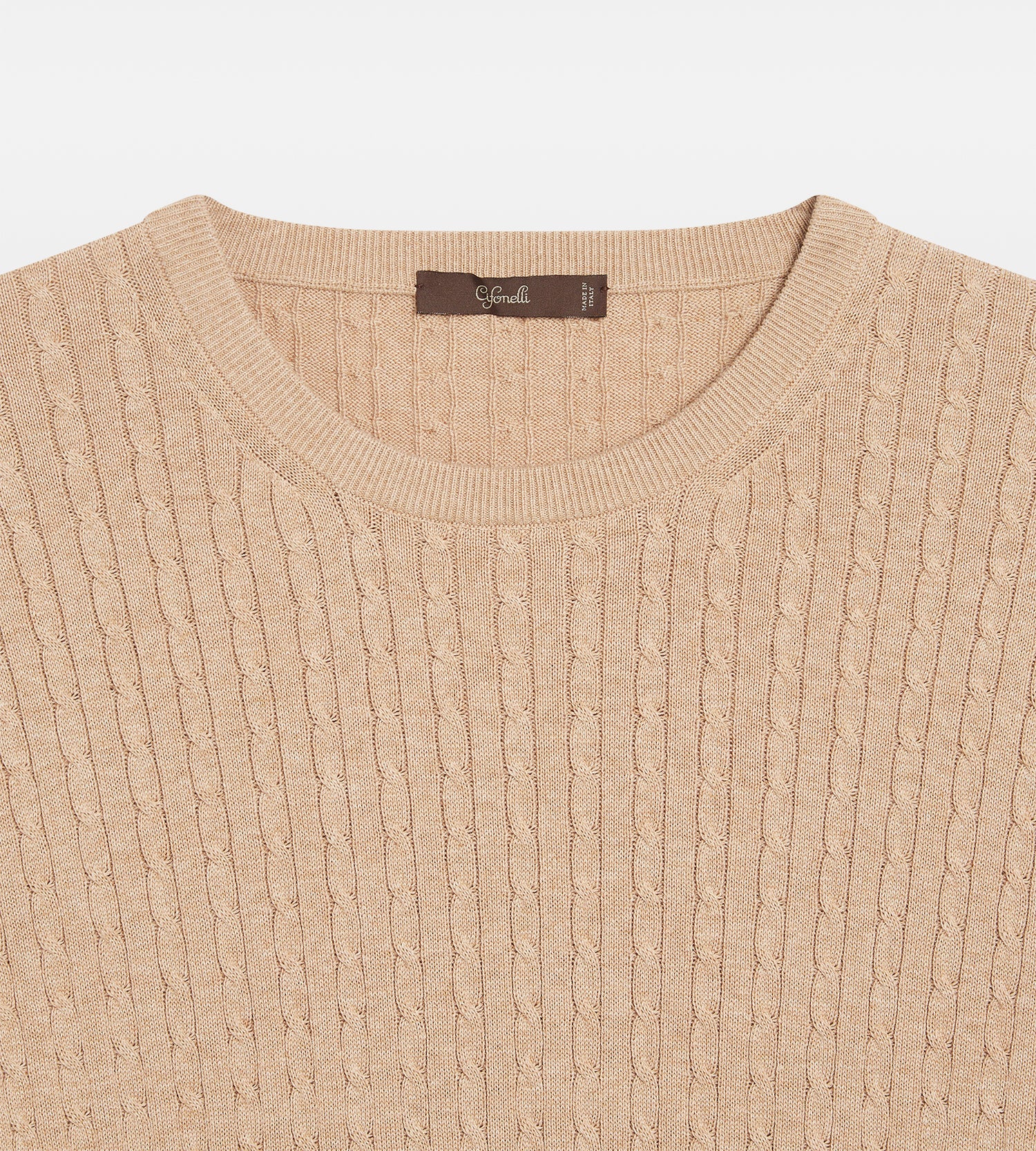 Pull en coton camel torsadé à col rond