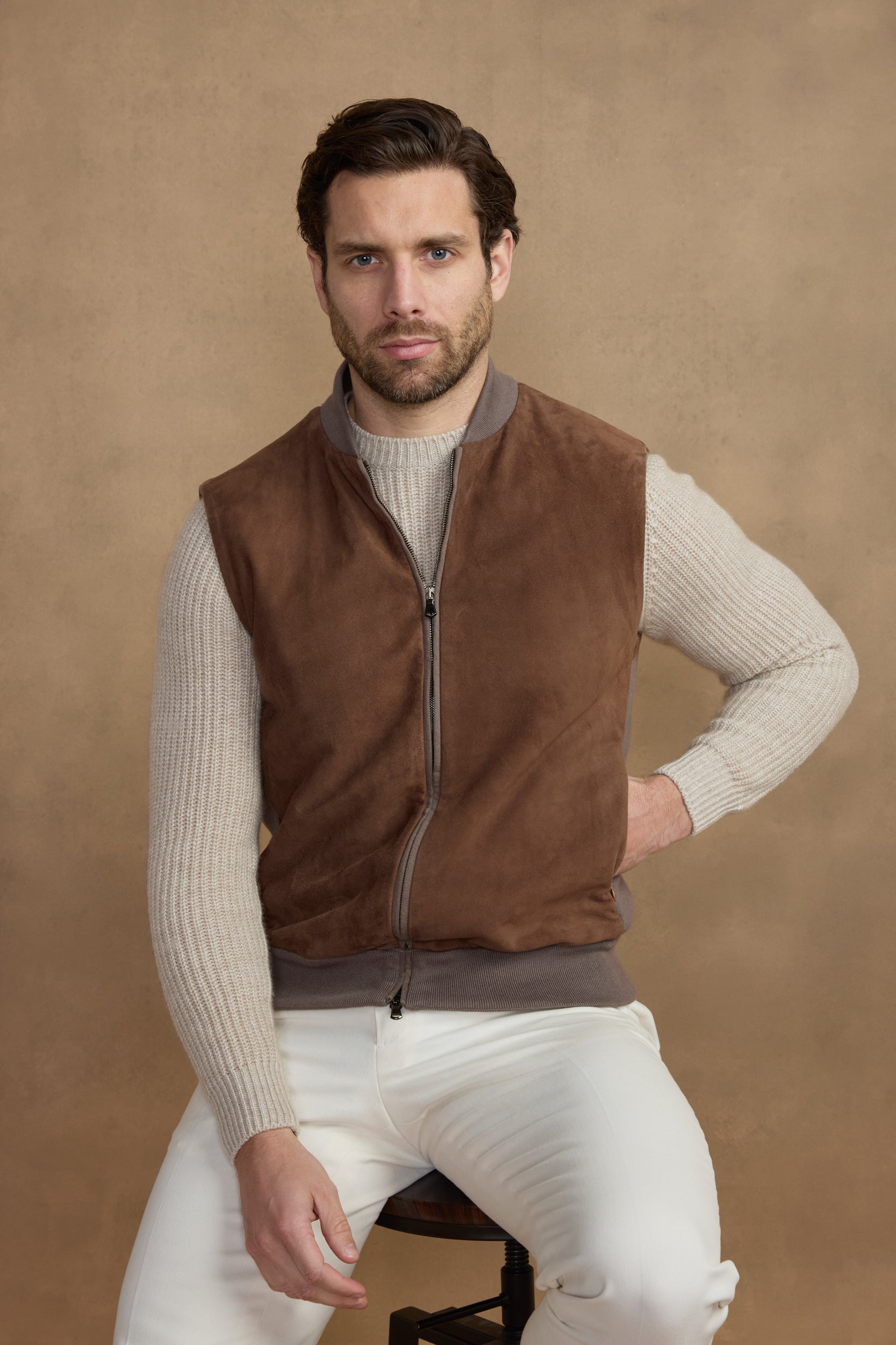 Veste sans manche en daim marron