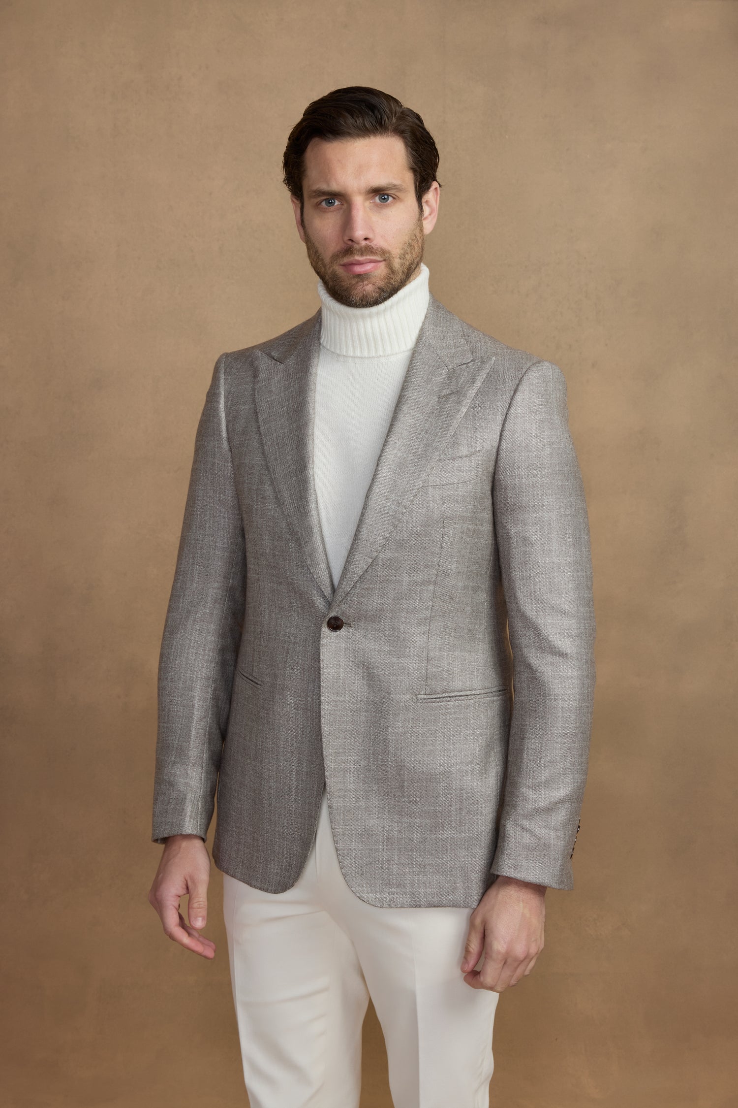 Veste en cachemire et soie beige brillant