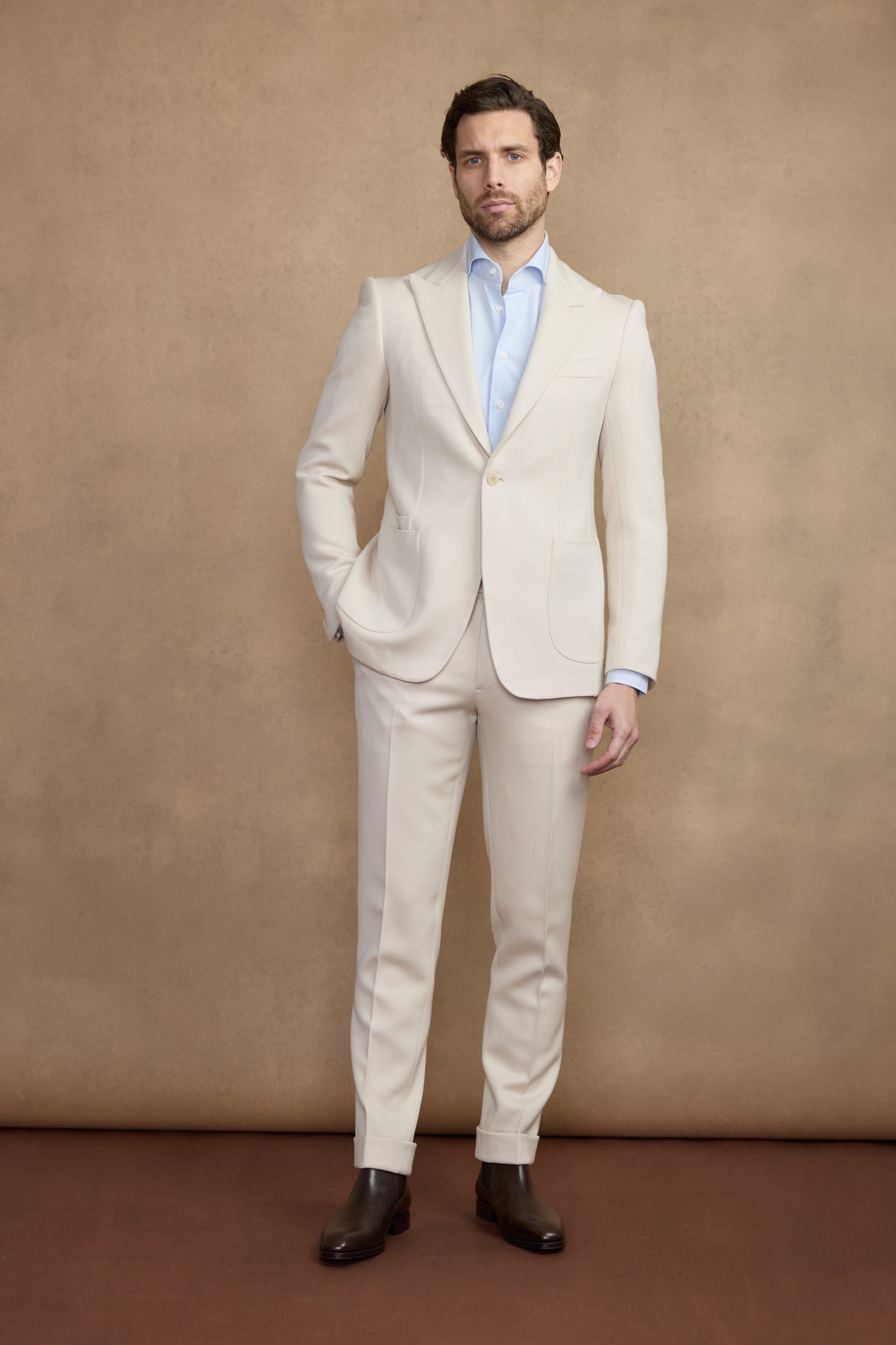 Costume beige en laine épaisse beige