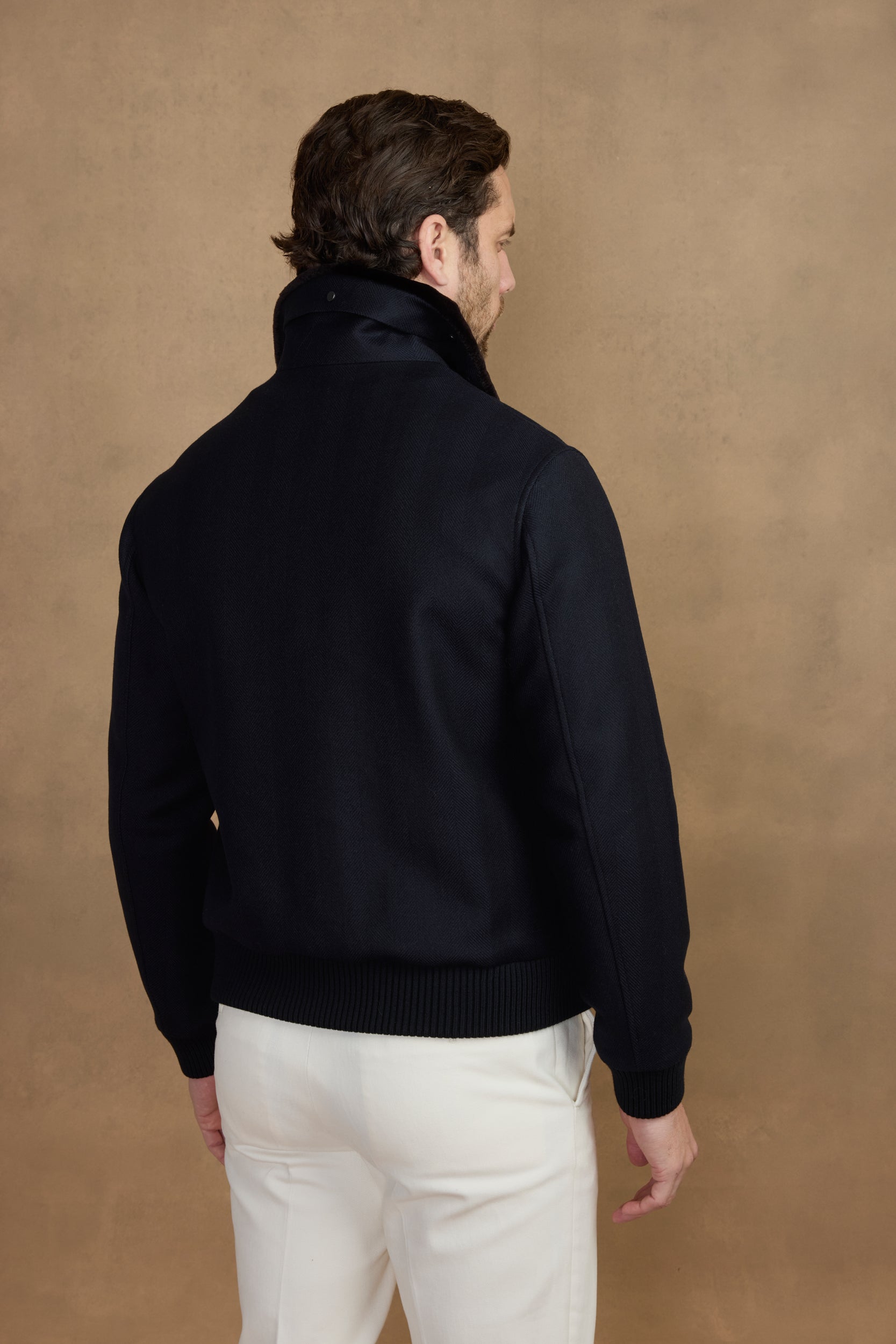 Bombers en laine et fourrure de vison à motif chevrons bleu marine