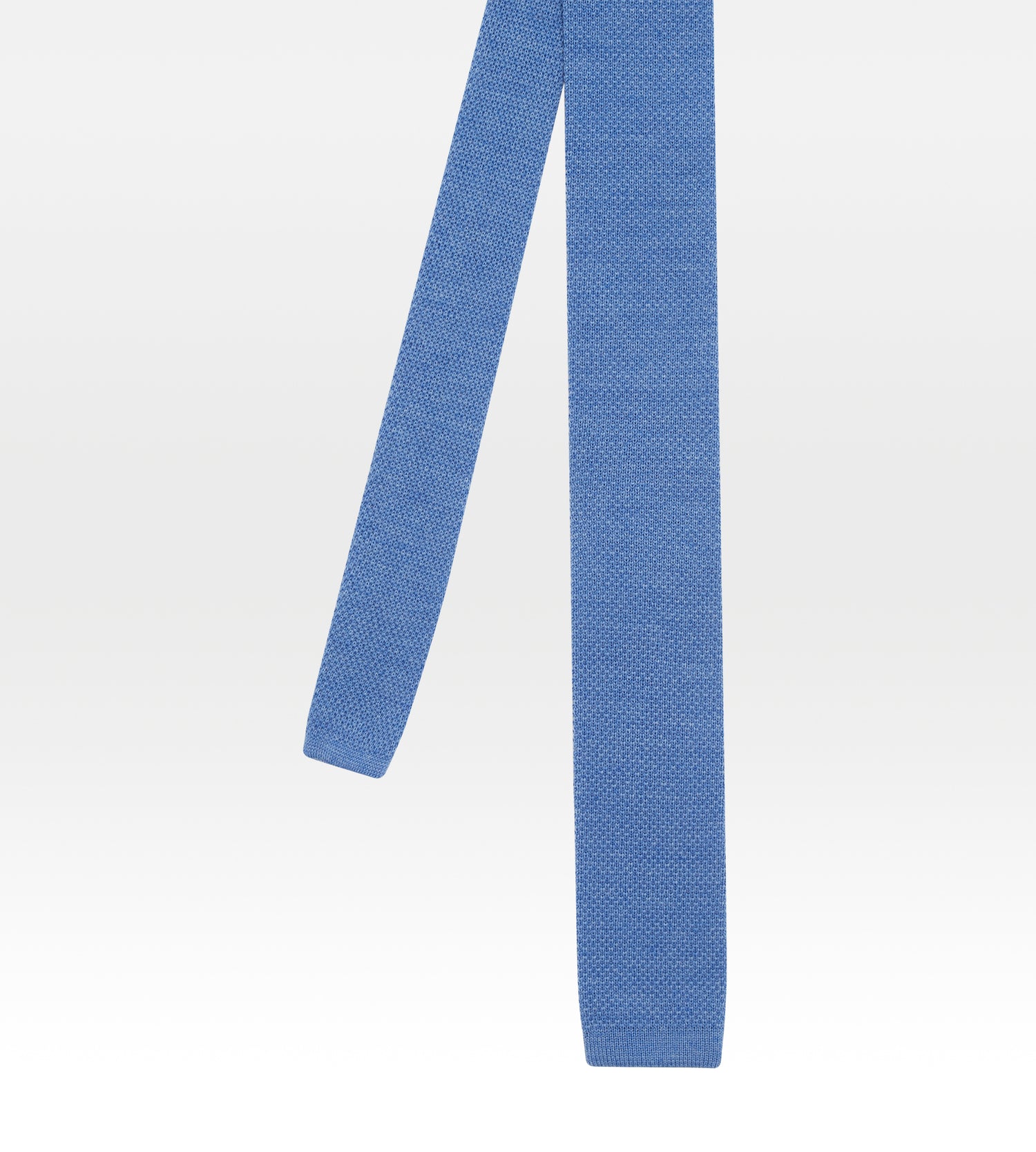 Cravate en tricot de laine bleu