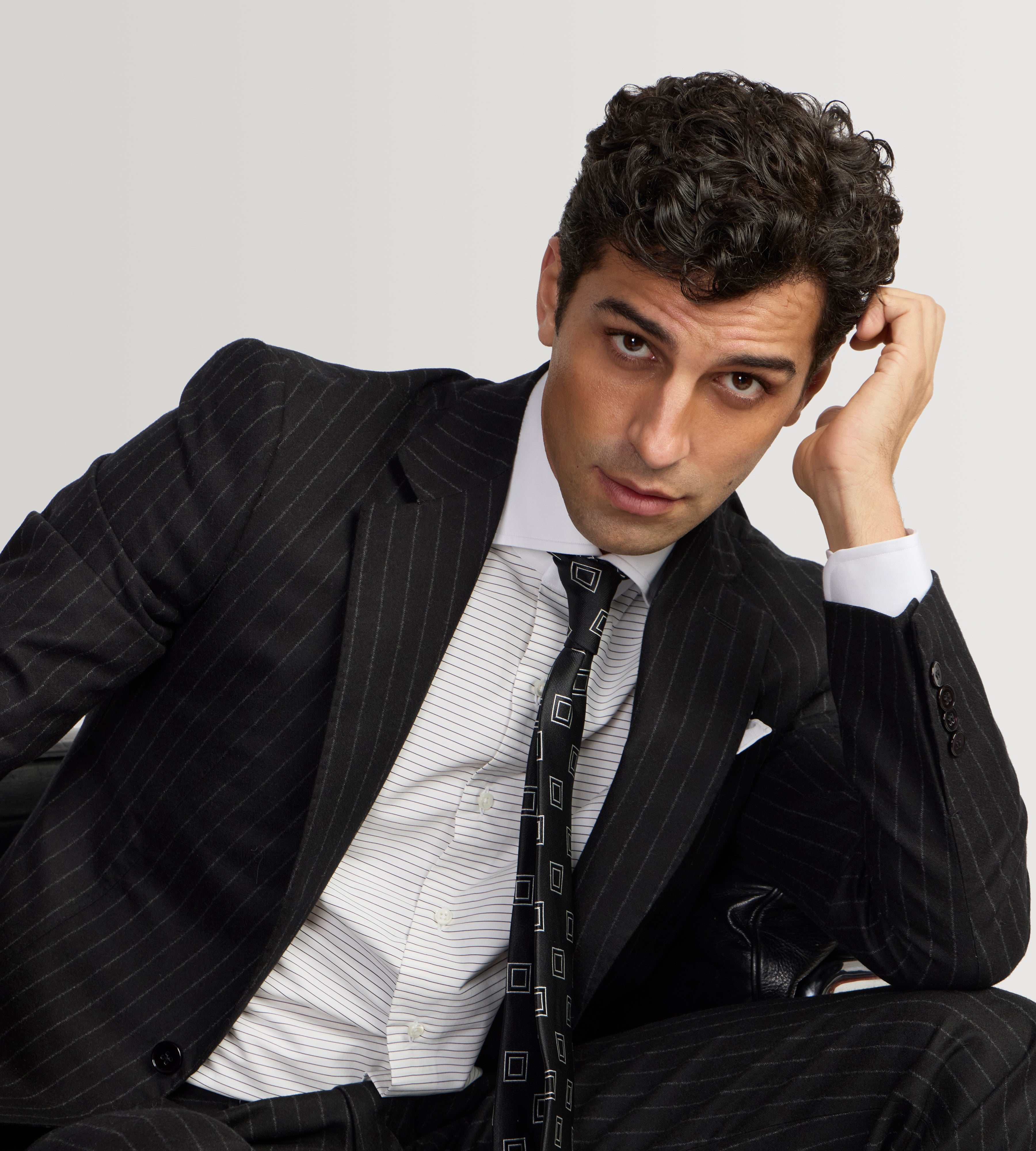 Chemise blanche à rayures horizontales noires