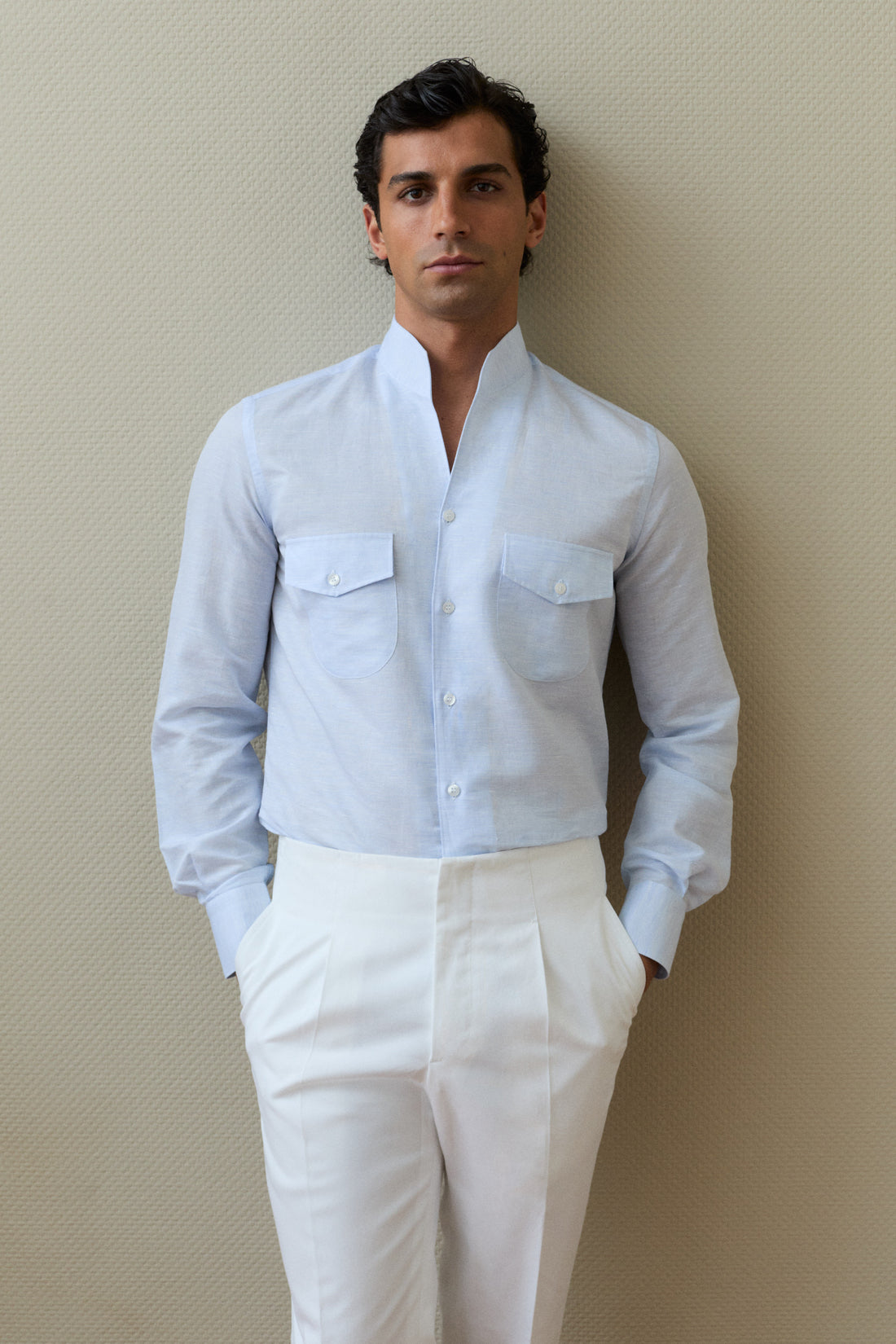 Chemise à col indien bleu ciel en lin mélangé