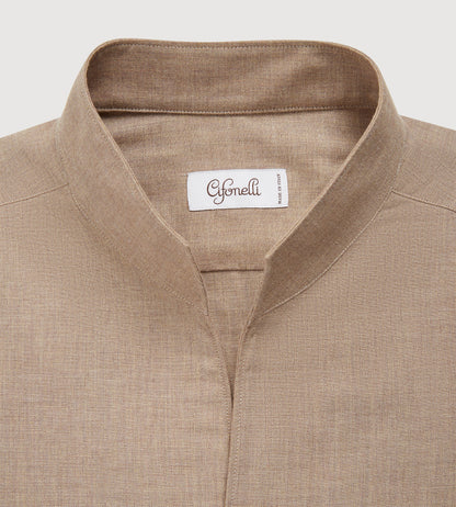 Chemise beige à col indien en coton doux