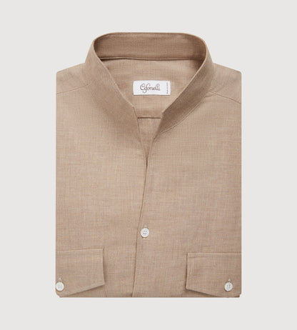 Chemise beige à col indien en coton doux