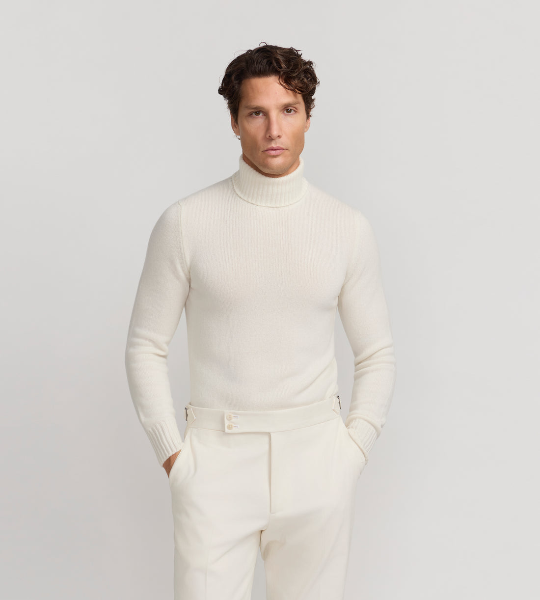 Maille à col roulé en cachemire blanc