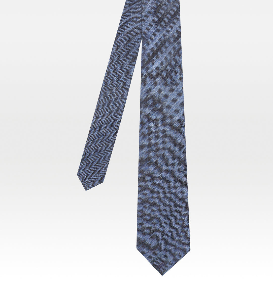 Cravate en laine bleu motif chevrons