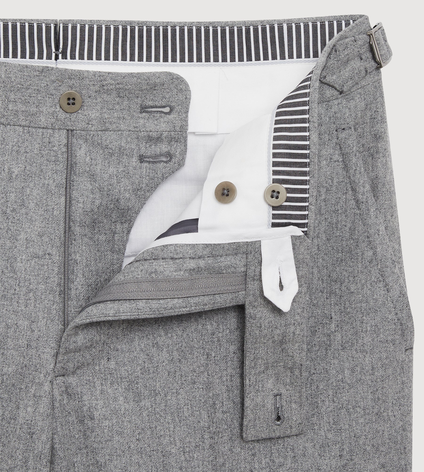 Pantalon en flanelle de laine gris clair