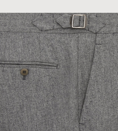 Pantalon en flanelle de laine gris clair