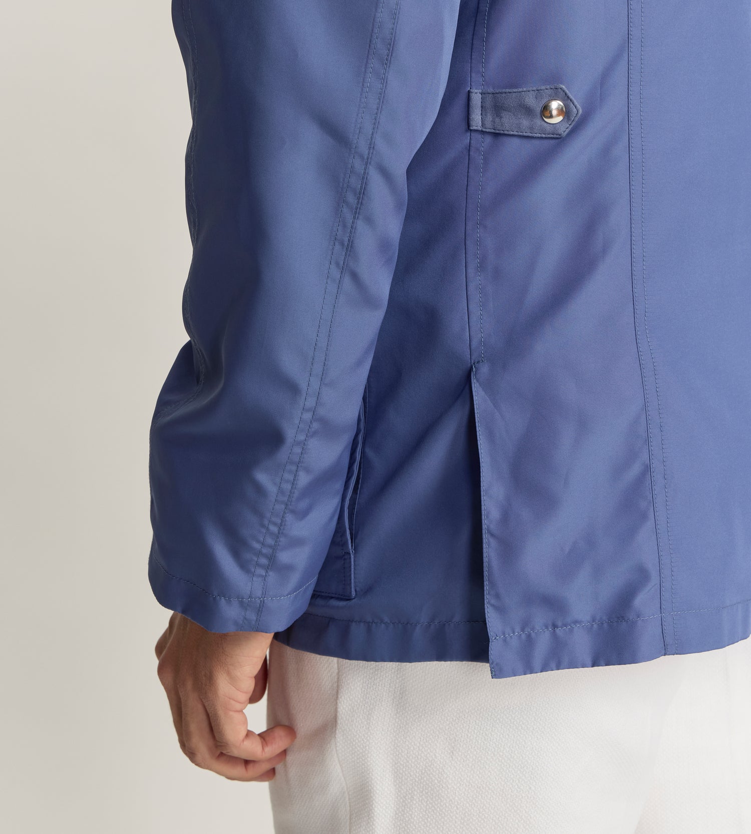 Parka bleu en tissu technique