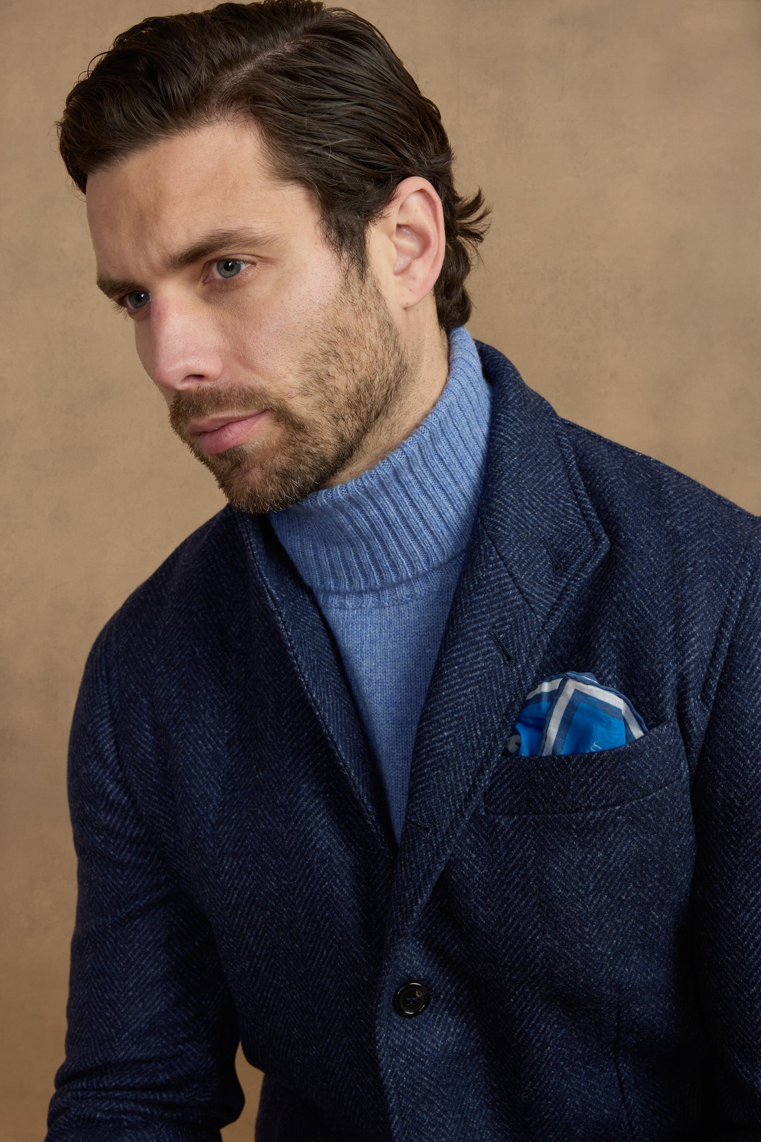 Teba classic herringbone pattern in blue wool