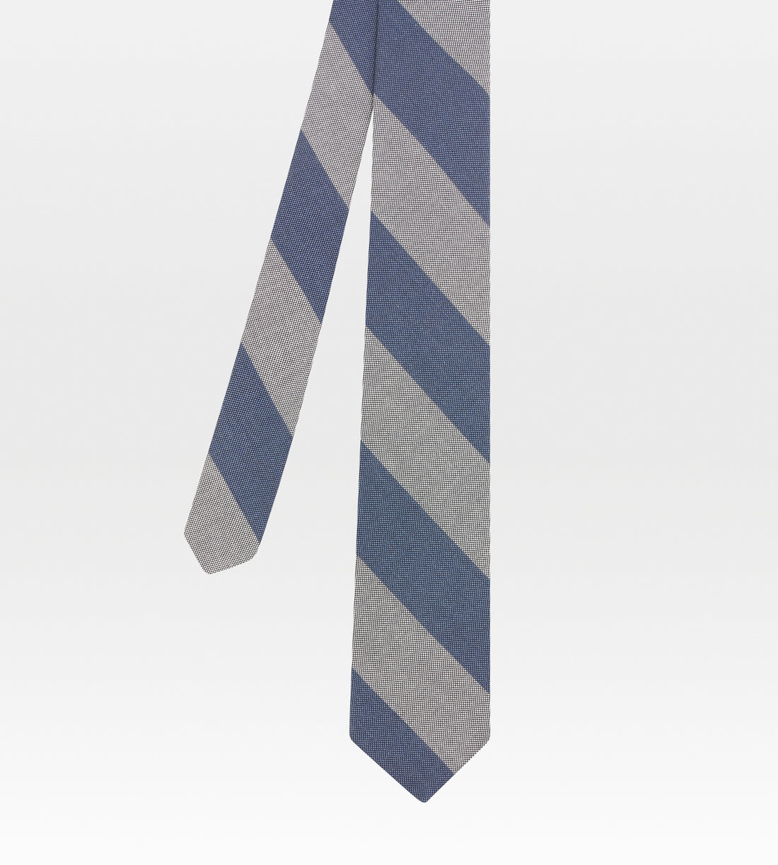 Cravates rayée grise et bleue